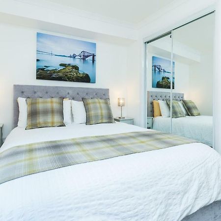 Luxury City Centre Apartment Edinburg Exteriör bild